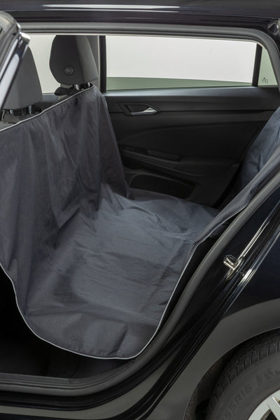 Trixie Water-Repellent Car Blanket for the Back Seat with Reflective Cord, 1.45 x 1.6m, Black