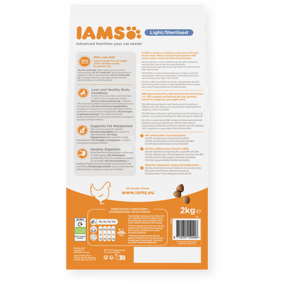 IAMS Advanced Nutrition Light in Fat / Sterilised Adult Cat Food with Fresh Chicken, 2kg